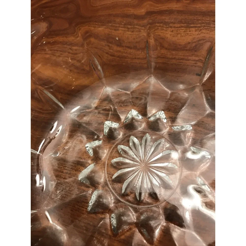 Vintage Clear glass paneled nappy bowl‎ 6 in star
